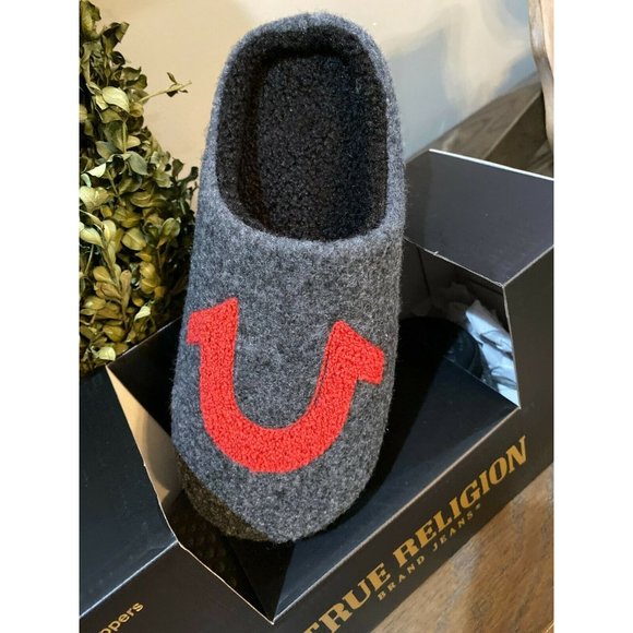 (Sold) True Religion Performance Slippers Small - Picture 2 of 6